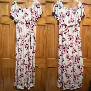 Hello Miz Pink Floral Maternity Maxi Dress Size Medium NWT